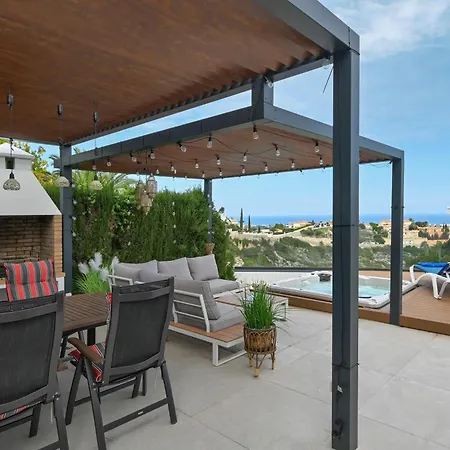 Anna Y Emma By Aguilarent 데니아