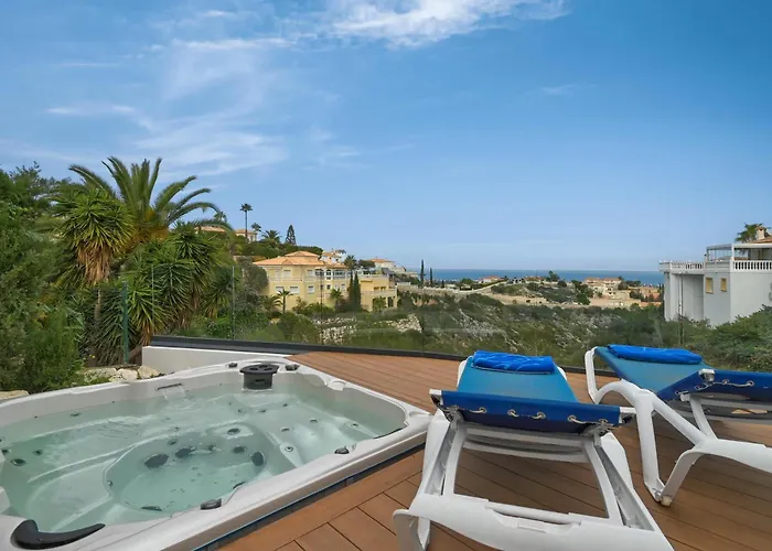 Villa Anna Y Emma By Aguilarent